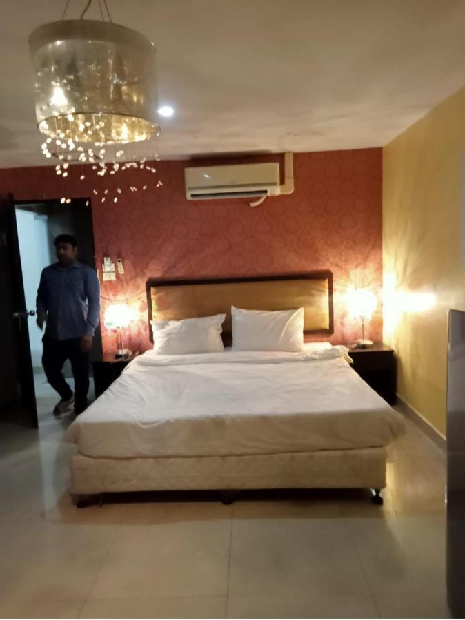 Lucky Inn Suites Pattaya Dış mekan fotoğraf